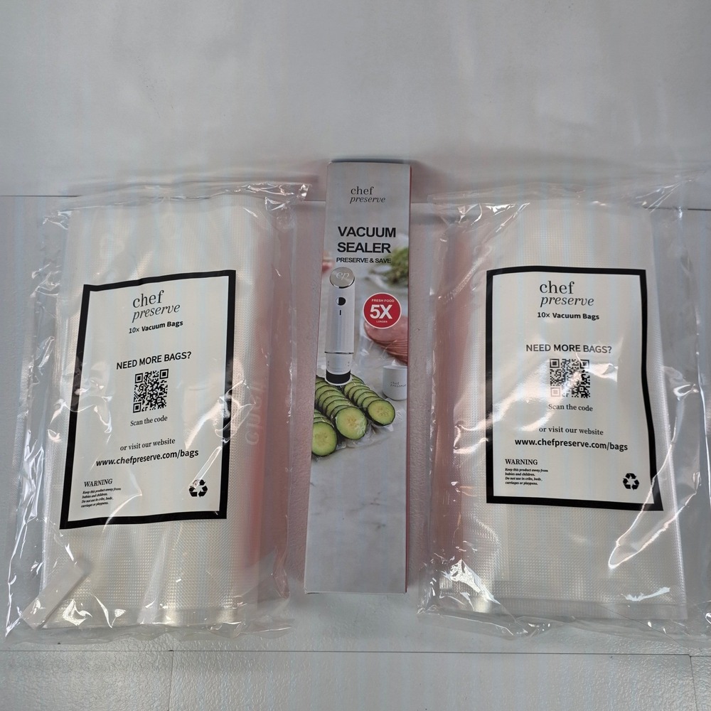 Chef Preserve Handheld Vacuum Sealer Starter Kit with 20 Bags White Cordless USB
